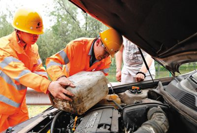 夏县额尔古纳道路救援